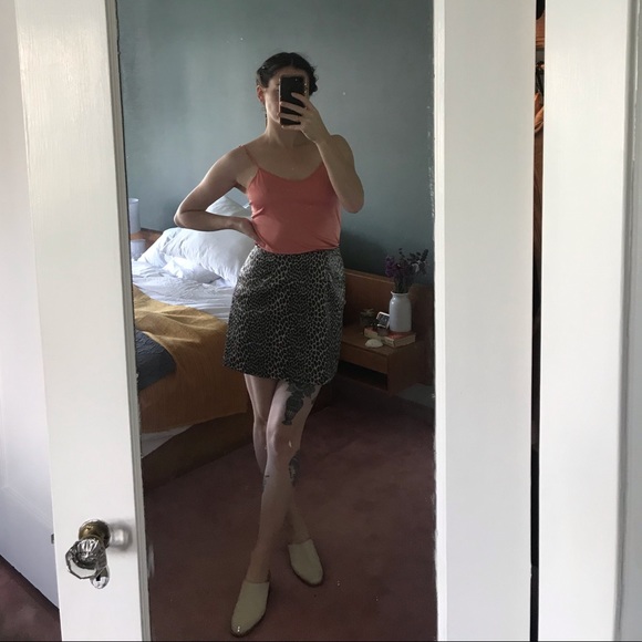CLOSET CLOSING cheetah print mini skirt - Picture 6 of 6